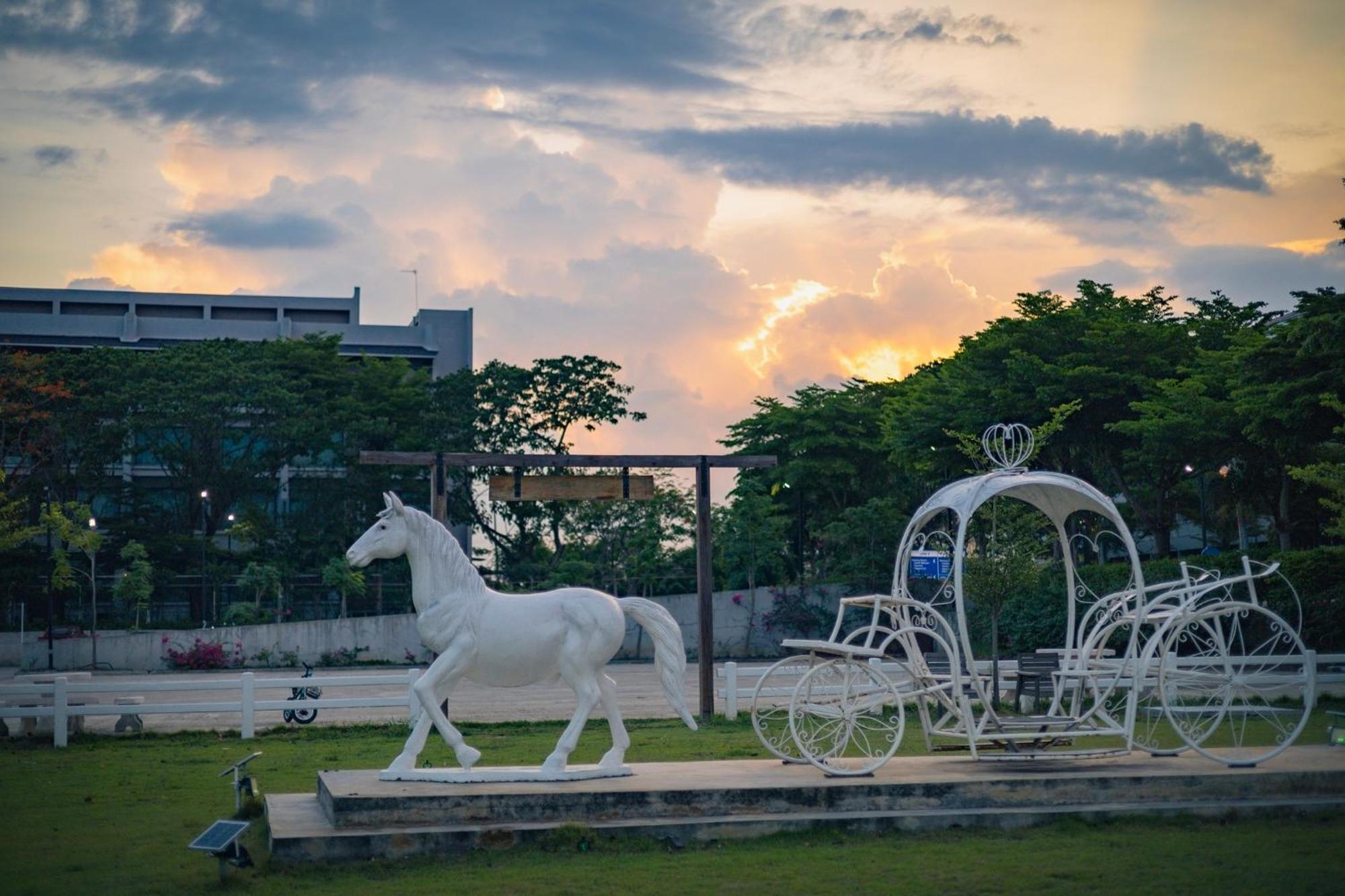 The Cavalli Casa Resort Phra Nakhon Si Ayutthaya Luaran gambar